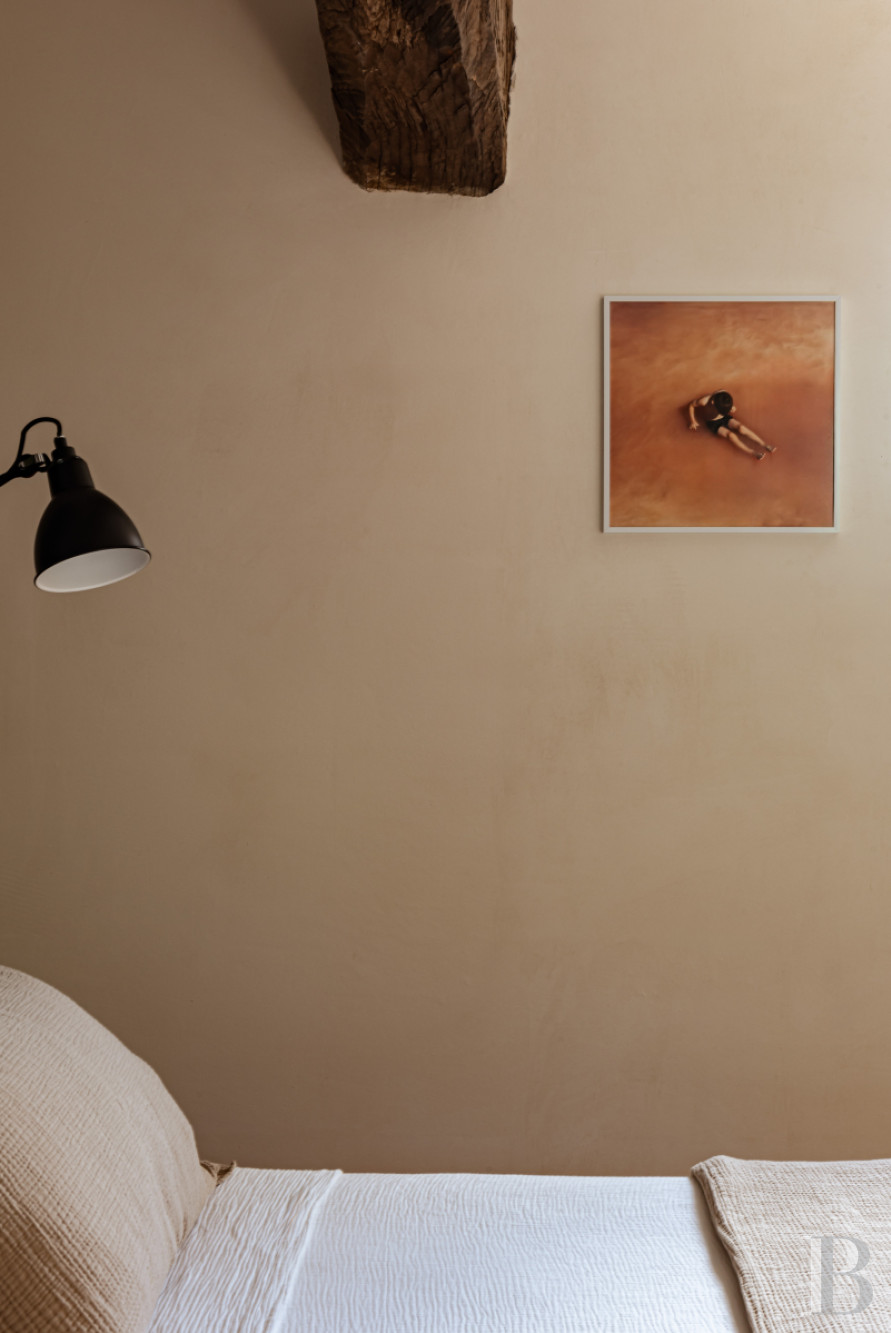 Dans le Gard, en bordure de l’Ardèche, un ancien mas restauré au milieu des oliviers, des vignes et des lavandes - photo  n°24